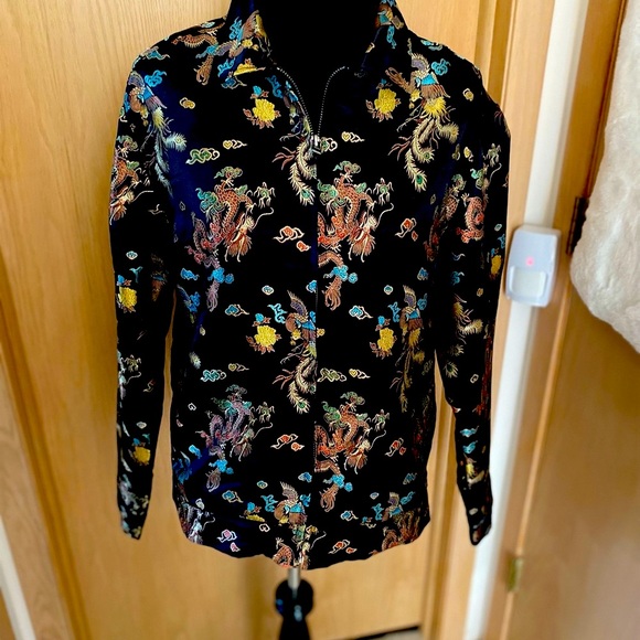 NWT URBAN OUTFITTERS black chinoiserie Unisex zip front jacket, sz men’s small. - Picture 2 of 8